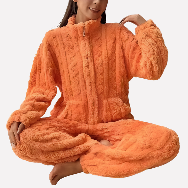 Women’s Cozy Fleece Pajama Set