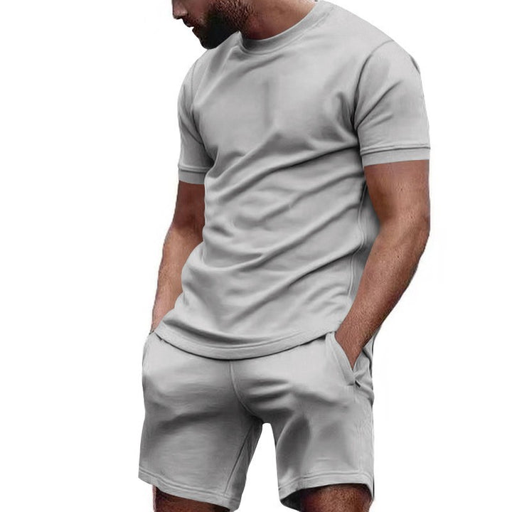 Men’s Athletic T-Shirt and Shorts Set with Cargo Pockets