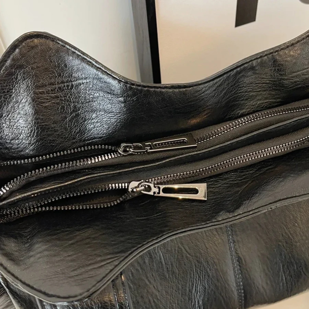 Women’s Shoulder Bag