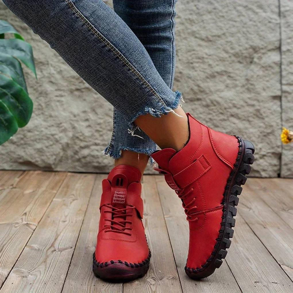 Women’s Hiking Boots
