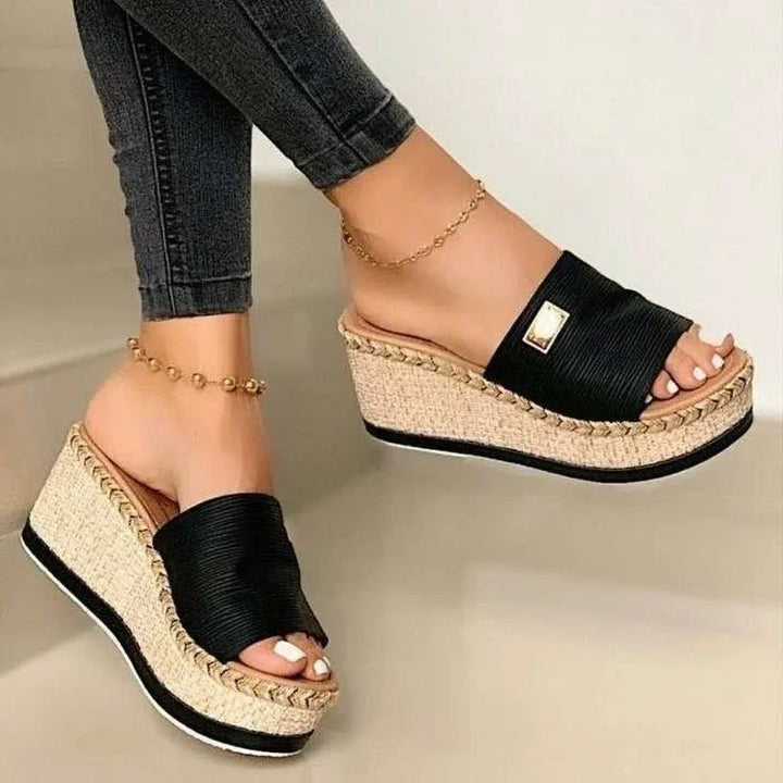 Cushioned Women's Sandals - Ravina
