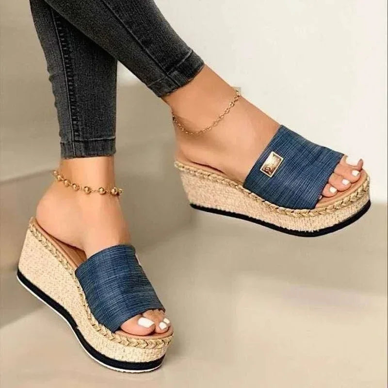 Cushioned Women's Sandals - Ravina