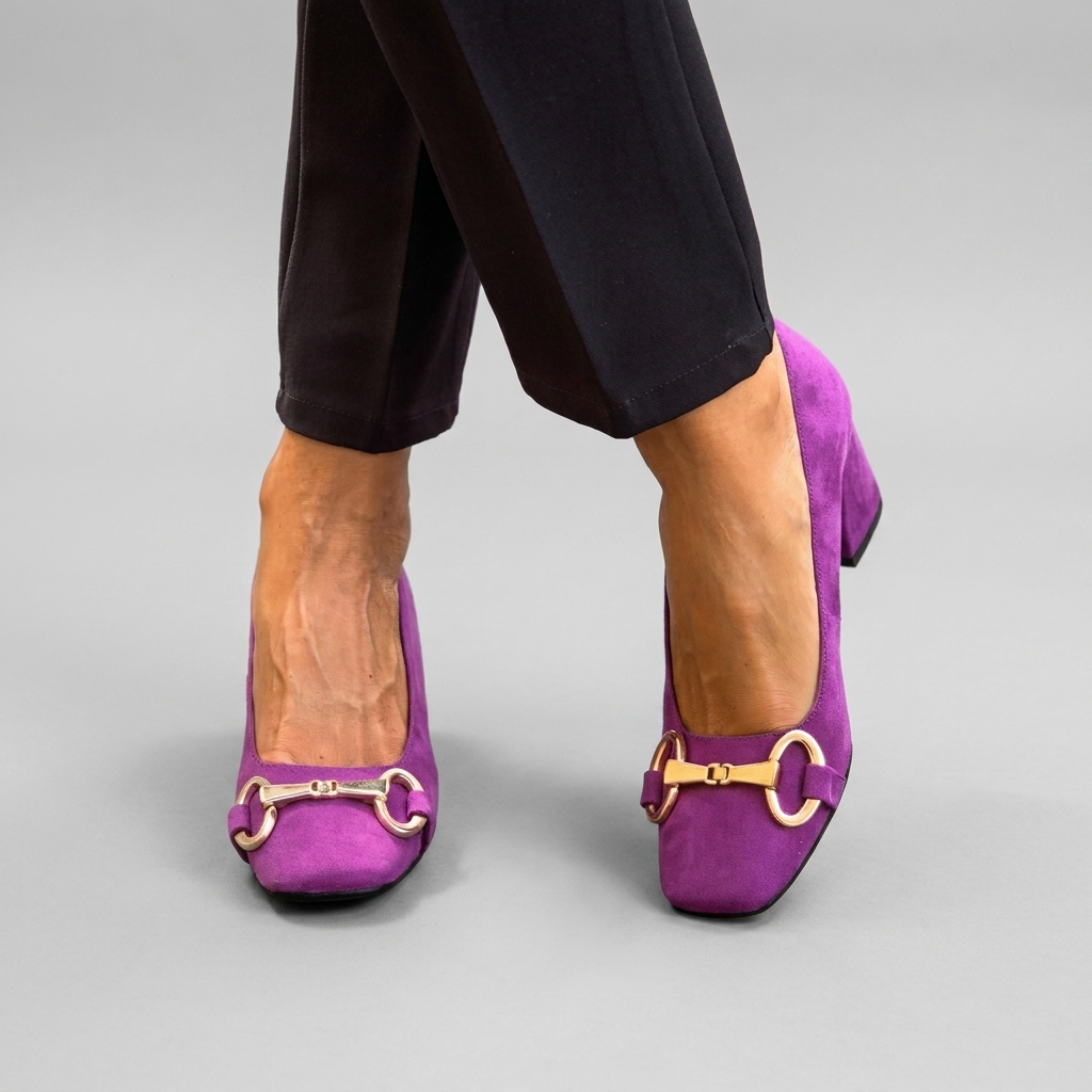 Closed‑Toe Block Heel Sandals