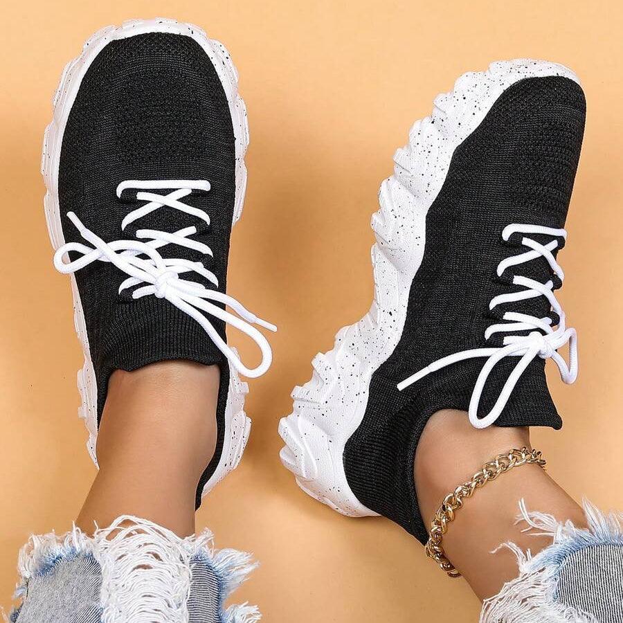 Unisex Everyday Comfort Low-Top Sneakers
