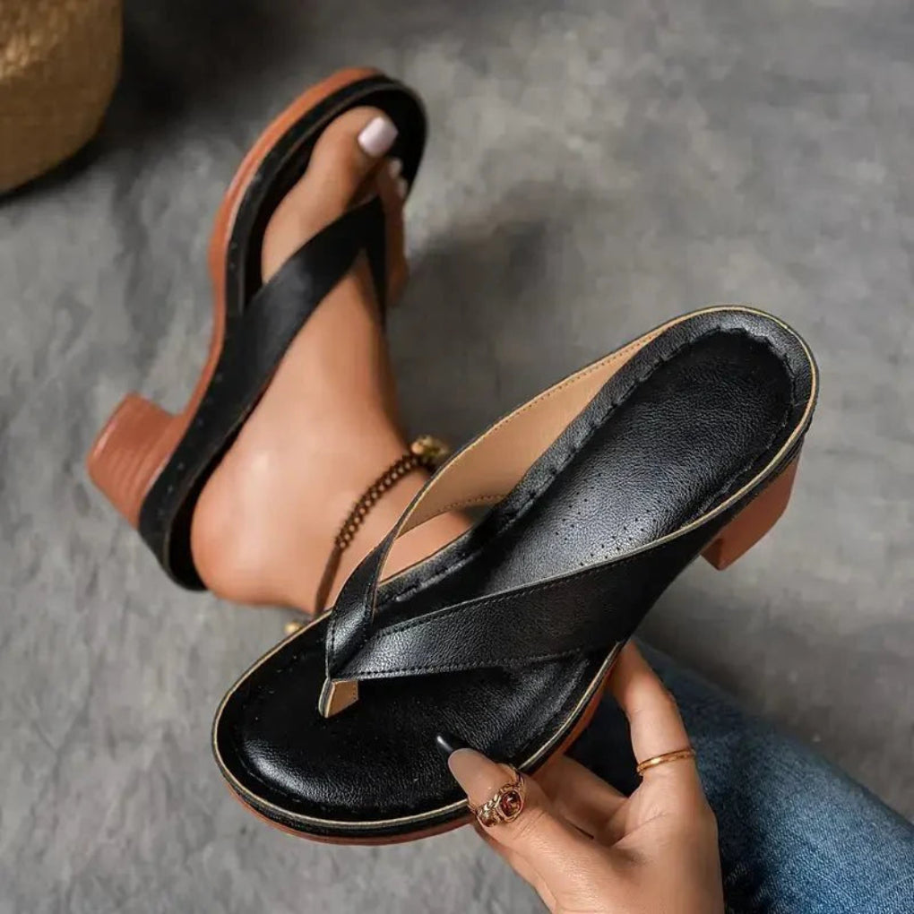https://cdn.shopify.com/s/files/1/0620/0587/0655/files/womens-orthopedic-heel-sandals-black-3536981.webp?v=1755114088