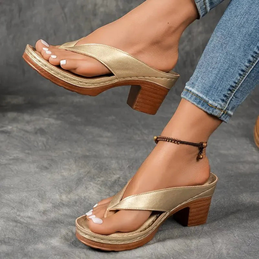 https://cdn.shopify.com/s/files/1/0620/0587/0655/files/womens-orthopedic-heel-sandals-black-5603689.webp?v=1755114089